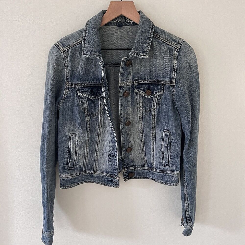 American Eagle Jean Jacket Women Medium Denim Button Front Long Sleeve Blue